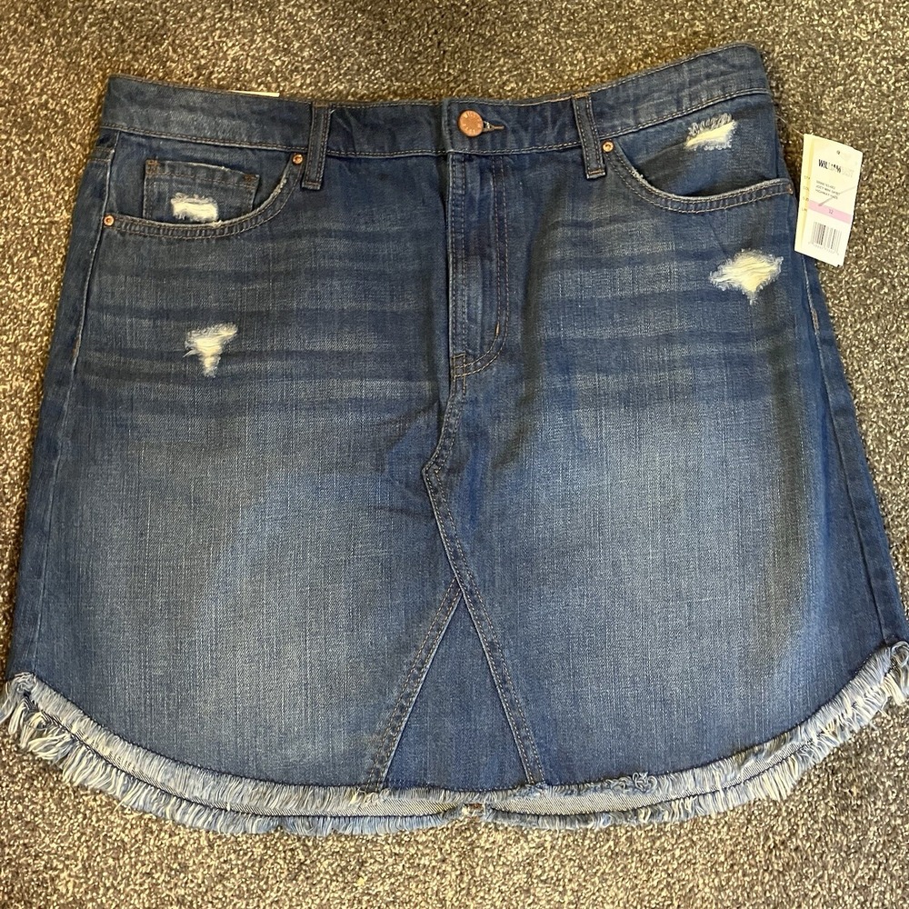 NWT William Rast Denim Jean Mini Skirt Size 32 Blue Frayed Hem